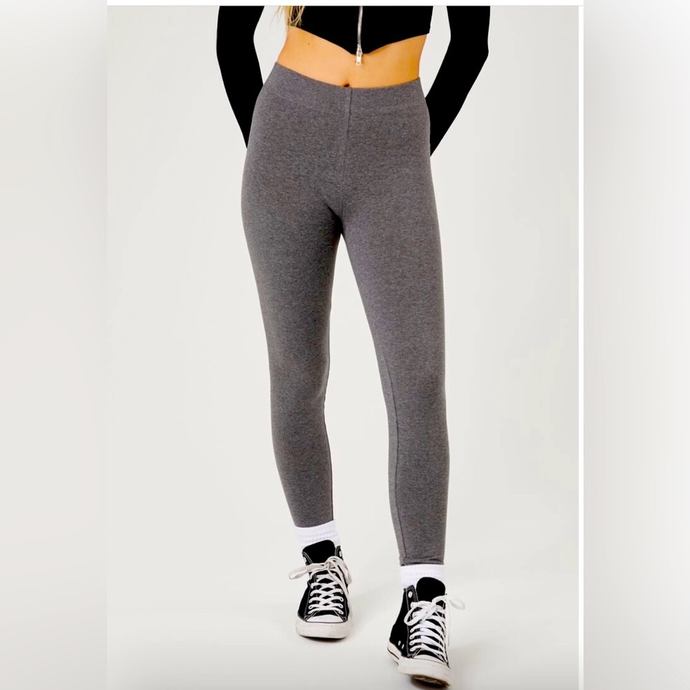 2 pair of F21 high waist leggings